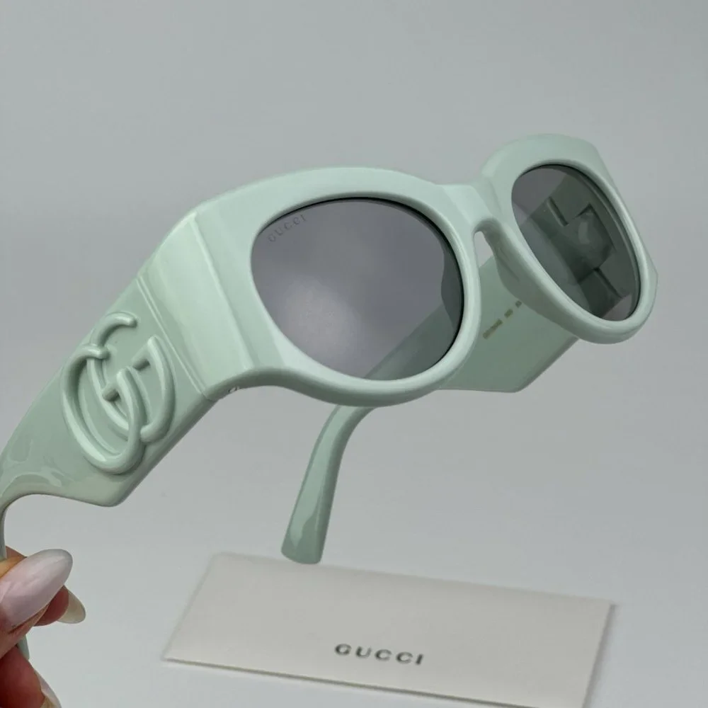 Gucci GG1544S 003 BRAND NEW Sunglasses Green Grey Unisex Oval